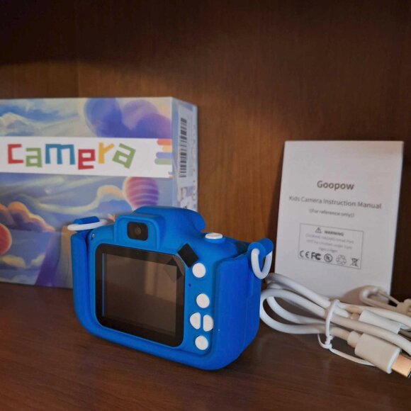 NIP Kids Digital Camera and Video Recorder w/ Soft Cartoon Cover and 32g SD Card - Picture 4 of 6